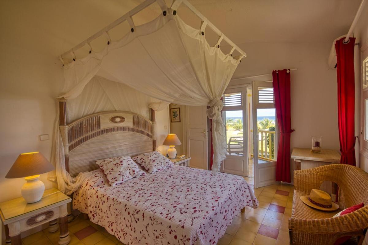Villa Ti Bomb Et Chadeck